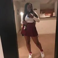 Brune magnétique cherche complicité sur Nantes